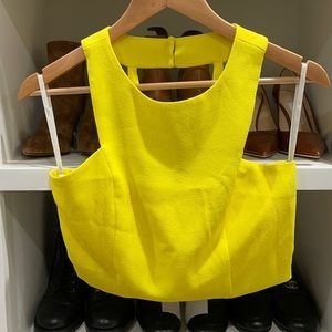 Brand New/Never worn JOA crop top- size S